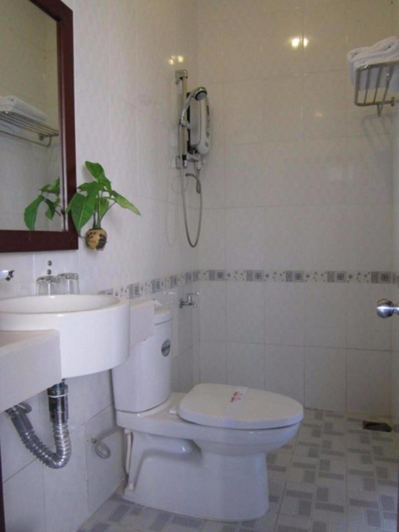 Hau Giang 2 Hotel Can Tho Exterior photo